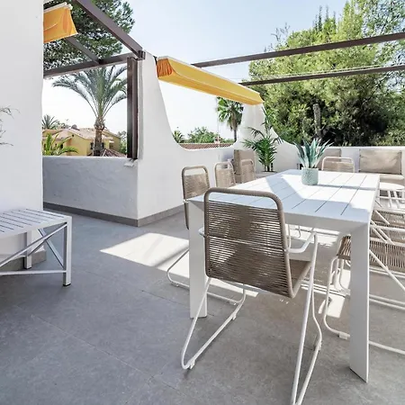 Ab3- Luxury Flat, Close To Families Only * Marbella