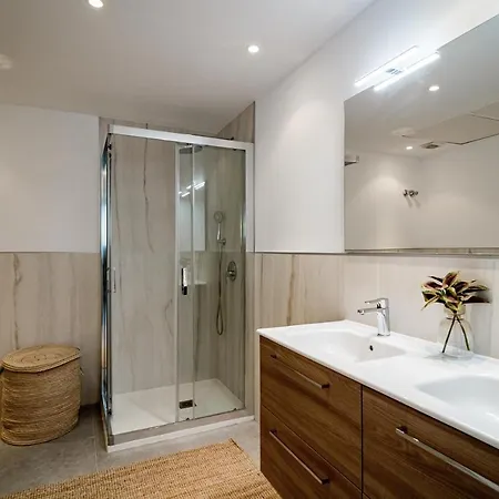 Ab3- Luxury Flat, Close To Families Only Apartment Marbella