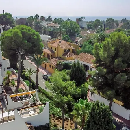 Apartment Ab3- Luxury Flat, Close To Families Only Marbella