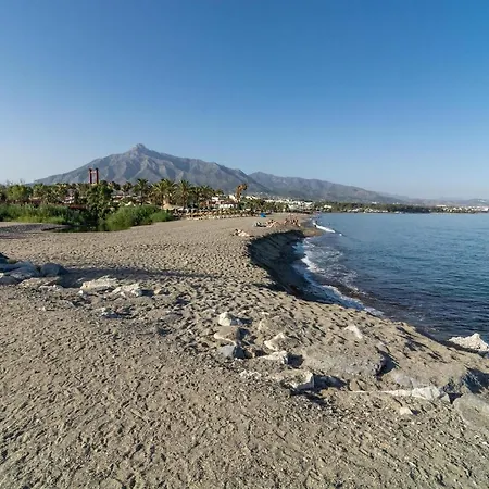Ab3- Luxury Flat, Close To Families Only * Marbella