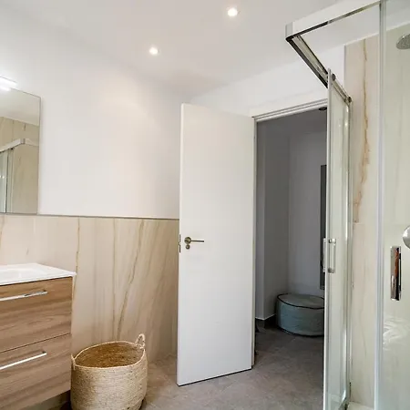 Ab3- Luxury Flat, Close To Families Only Apartment Marbella