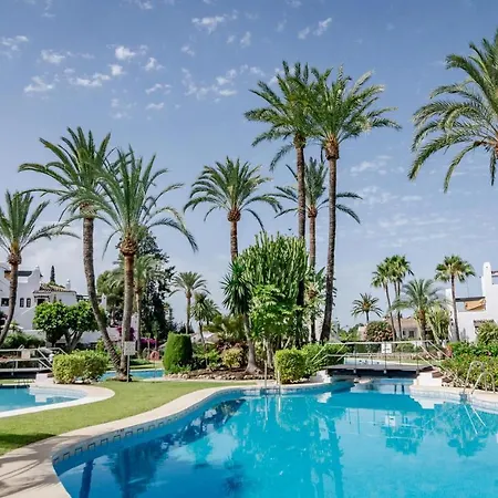 Ab3- Luxury Flat, Close To Families Only Marbella